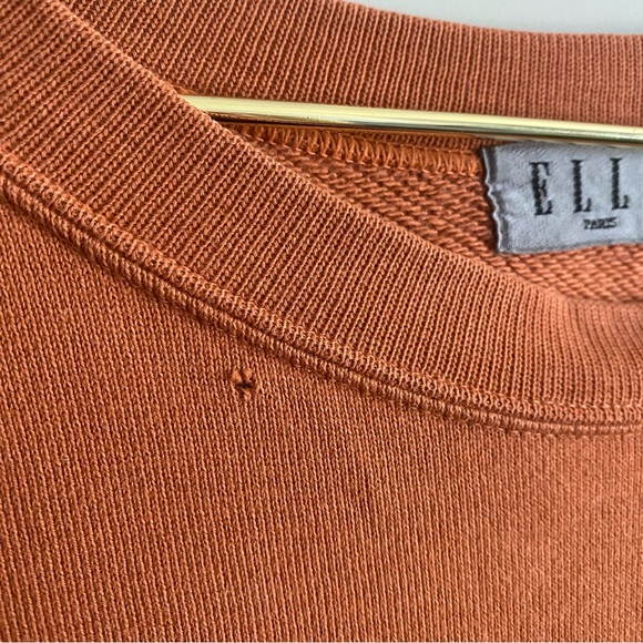 RARE VINTAGE ELLE PARIS EMBROIDERED SWEATSHIRT - Picture 6 of 8